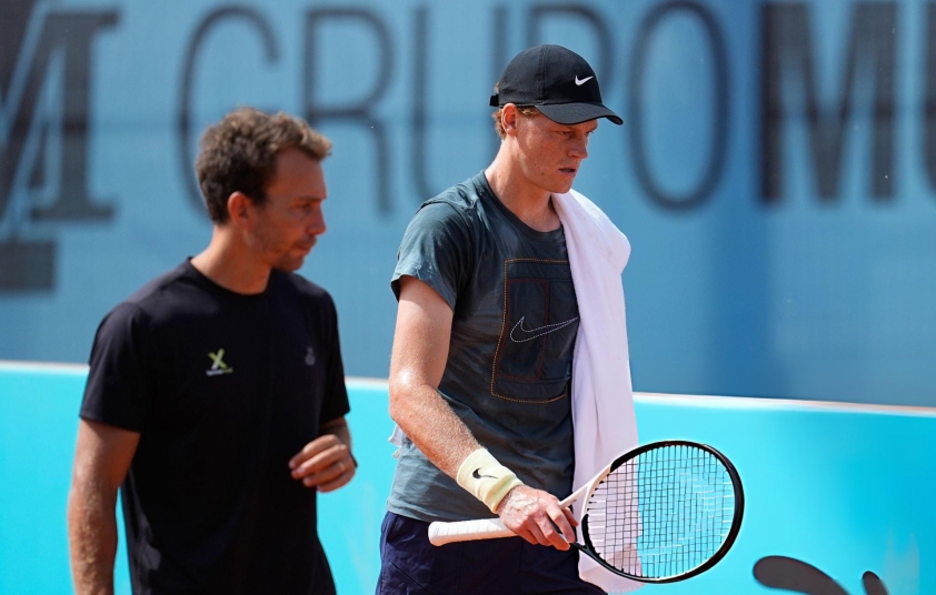 Sinner không 'đua đòi' với Alcaraz và Djokovic, lí do đã rõ 826147