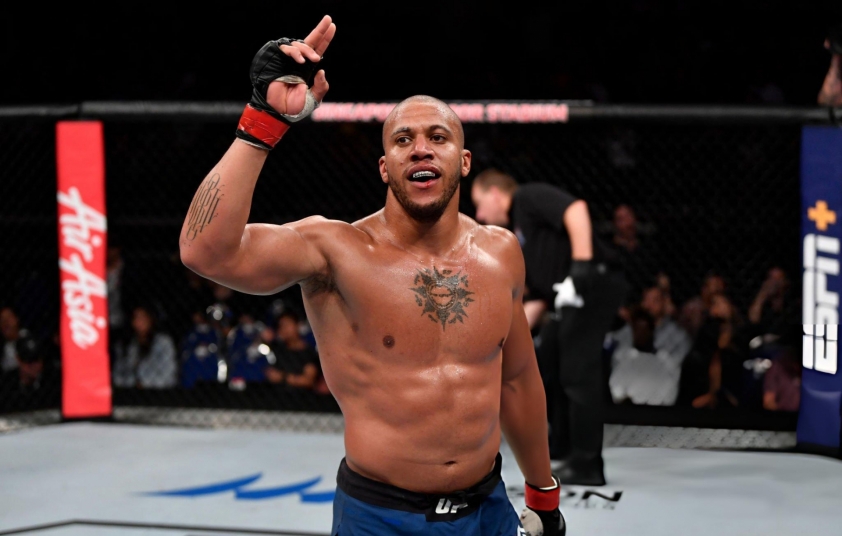 Francis Ngannou: 'Alex Pereira không toàn diện bằng Ciryl Gane' 828369